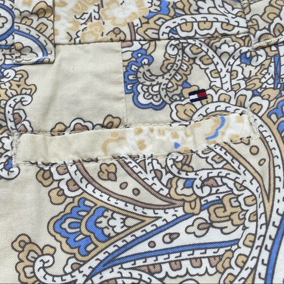 Tommy Hilfiger Woman’s shorts size 2 - Picture 3 of 5